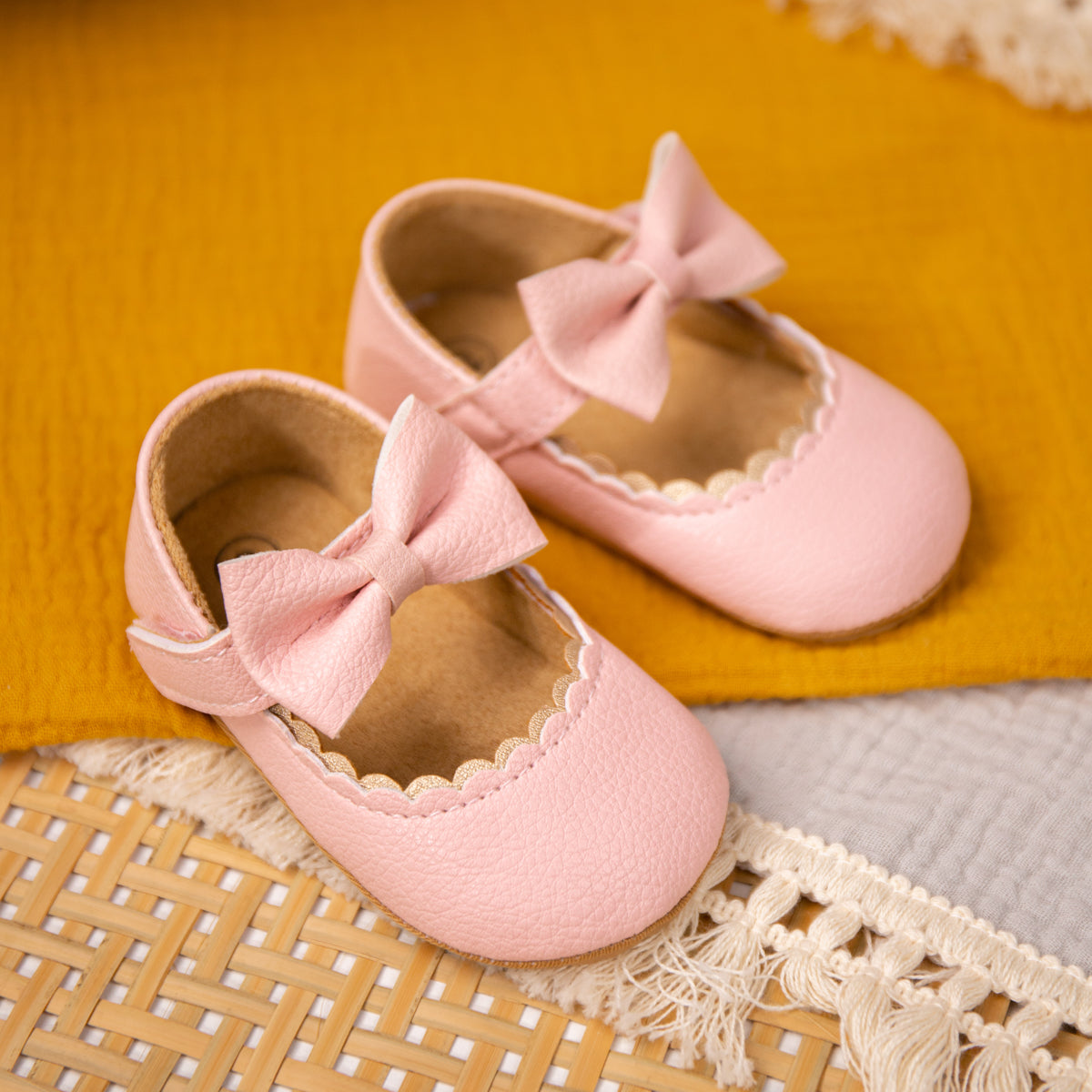 Sapatos de princesa com laço
