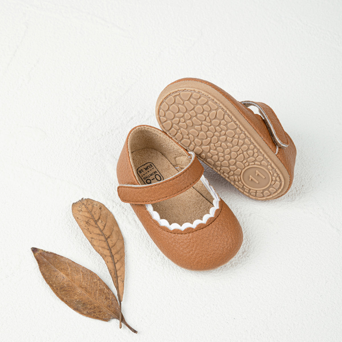 Sapatos elegantes e duráveis para bebé menina