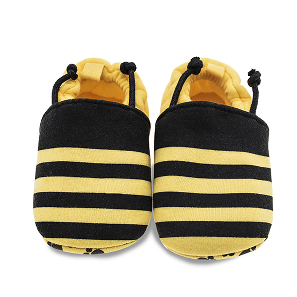 Pantufas de bebé em pele sintética com pompom