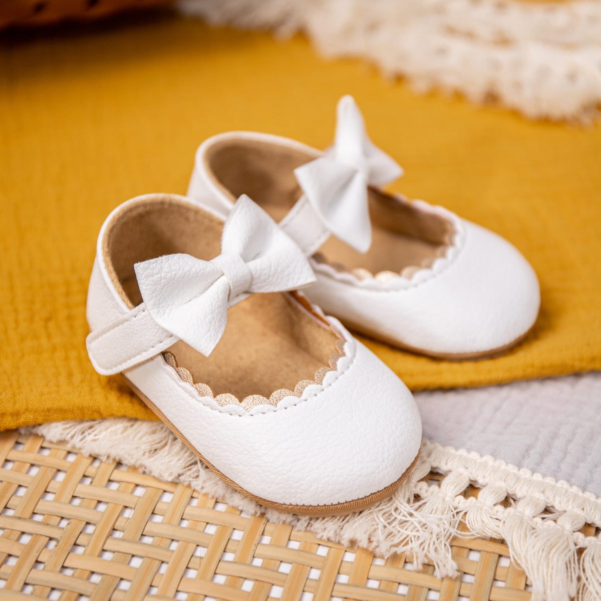 Sapatos de princesa com laço