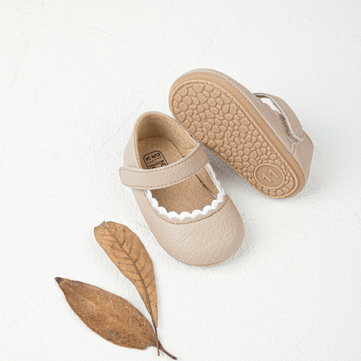 Sapatos elegantes e duráveis ​​para bebé menina