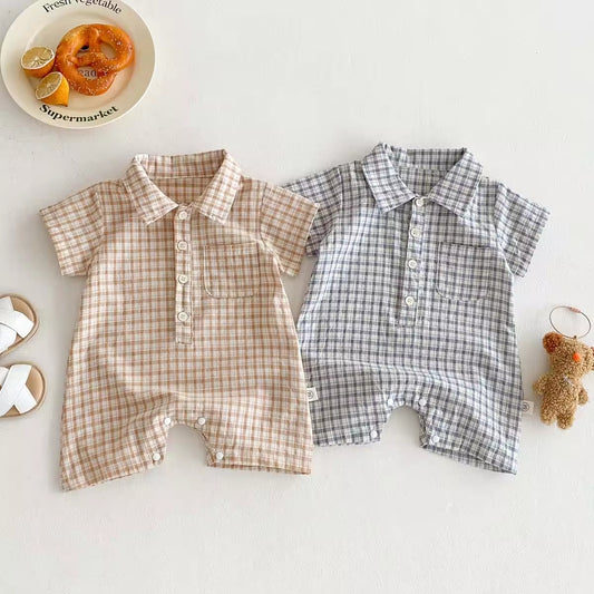 🪵 Macacão xadrez Woodland para menino – Macacão leve de verão