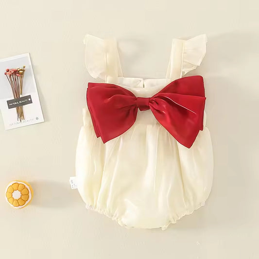 💕 Macacão de bebé creme com laço vermelho