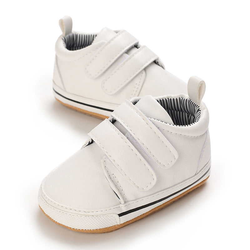 Primeiros sapatos para andar do bebé