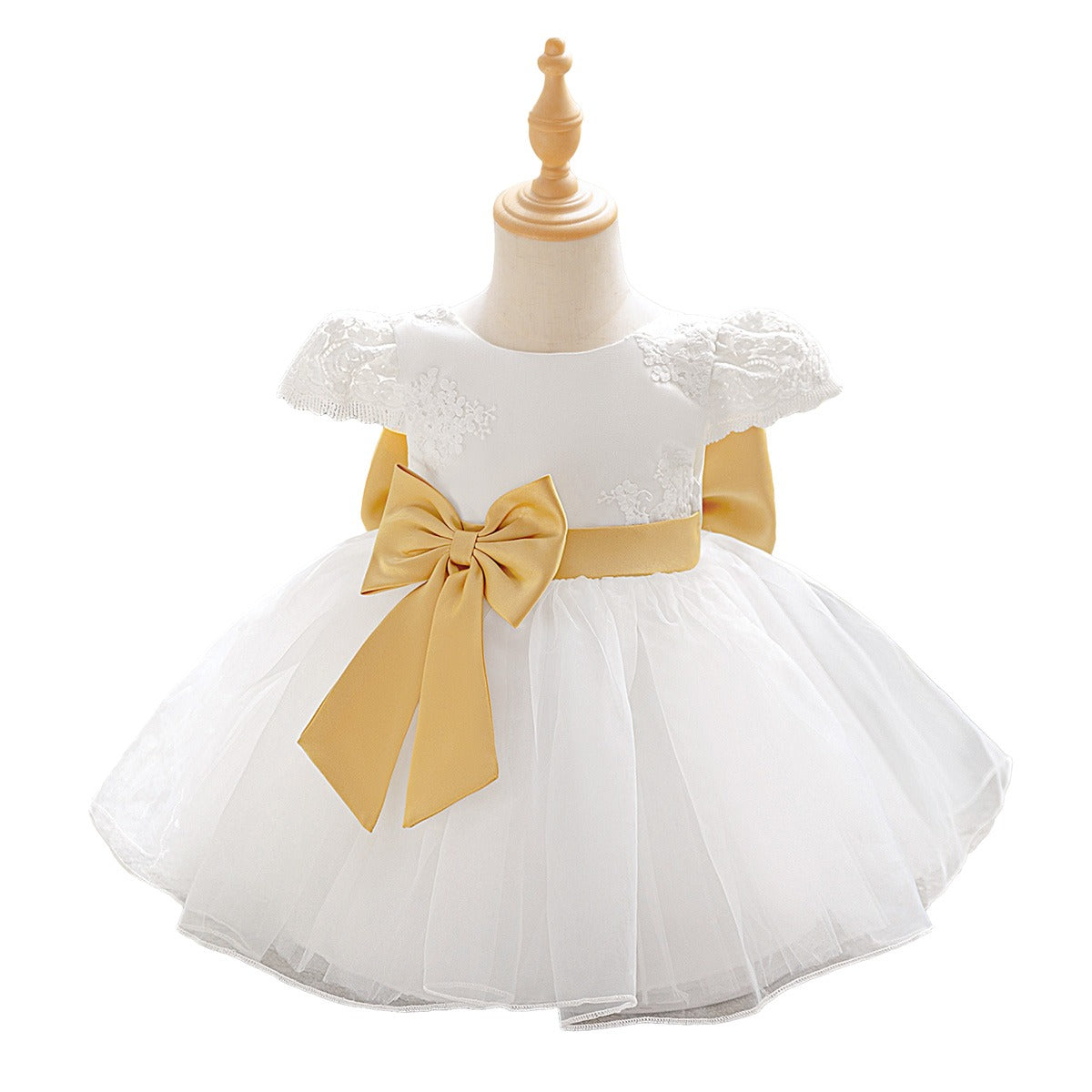 Vestido de bebé princesa em tule branco com laço dourado